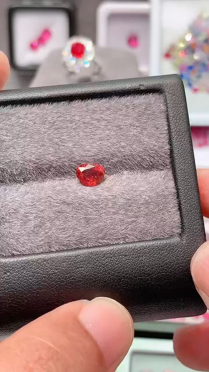 【闪购商品】尖晶石裸石未镶嵌心形钒尖晶1.15