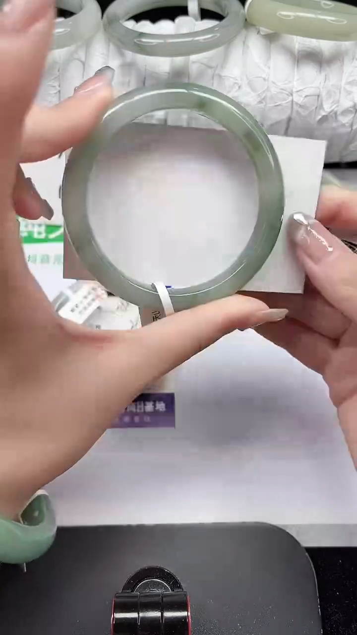 未镶嵌手镯石英质玉289-58/59