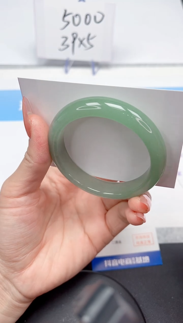 【闪购商品】石英质玉手镯未镶嵌227-54.2