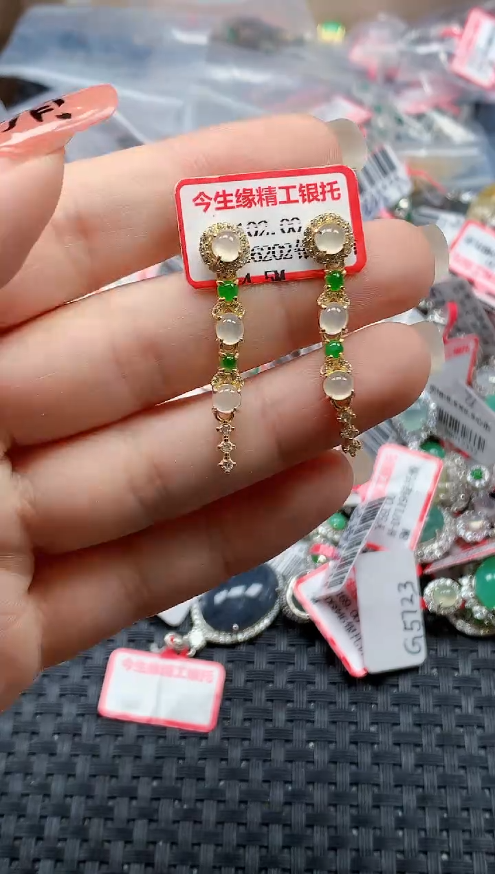 银S925镶嵌戒指翡翠天然A货缅甸翡翠