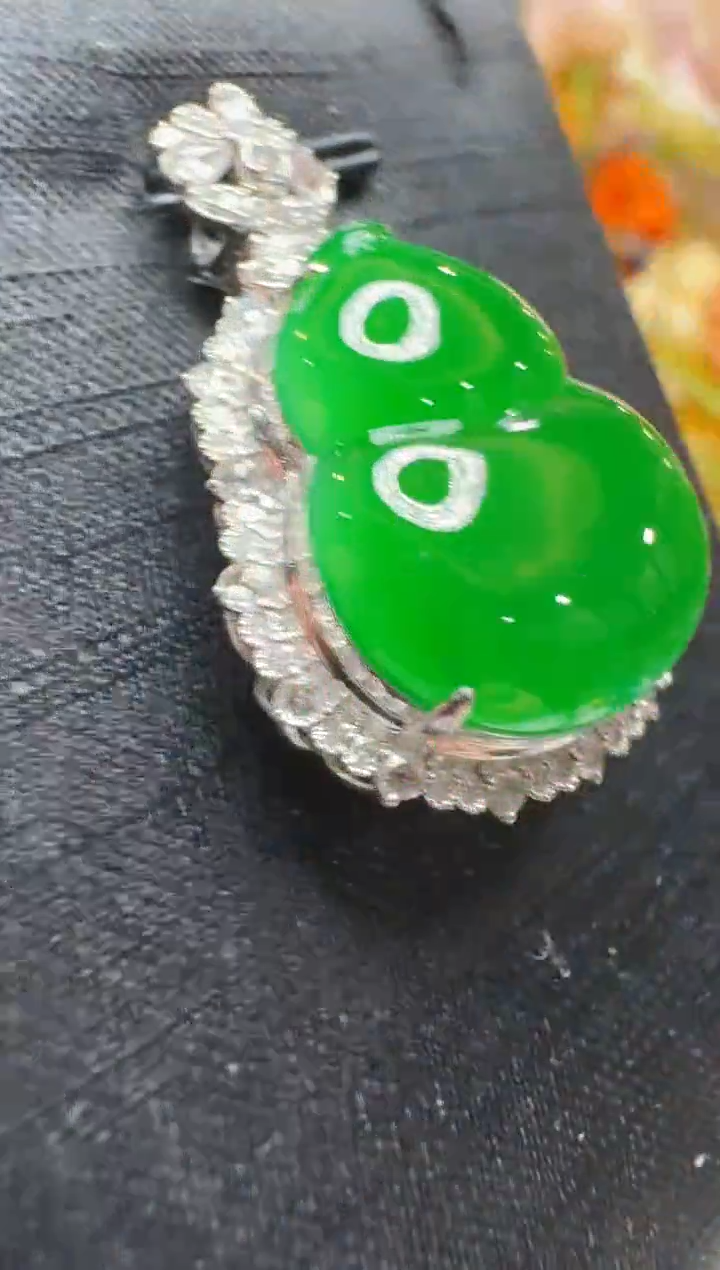 【闪购商品】翡翠吊坠(不含链)18K金镶嵌多样性团购发一件