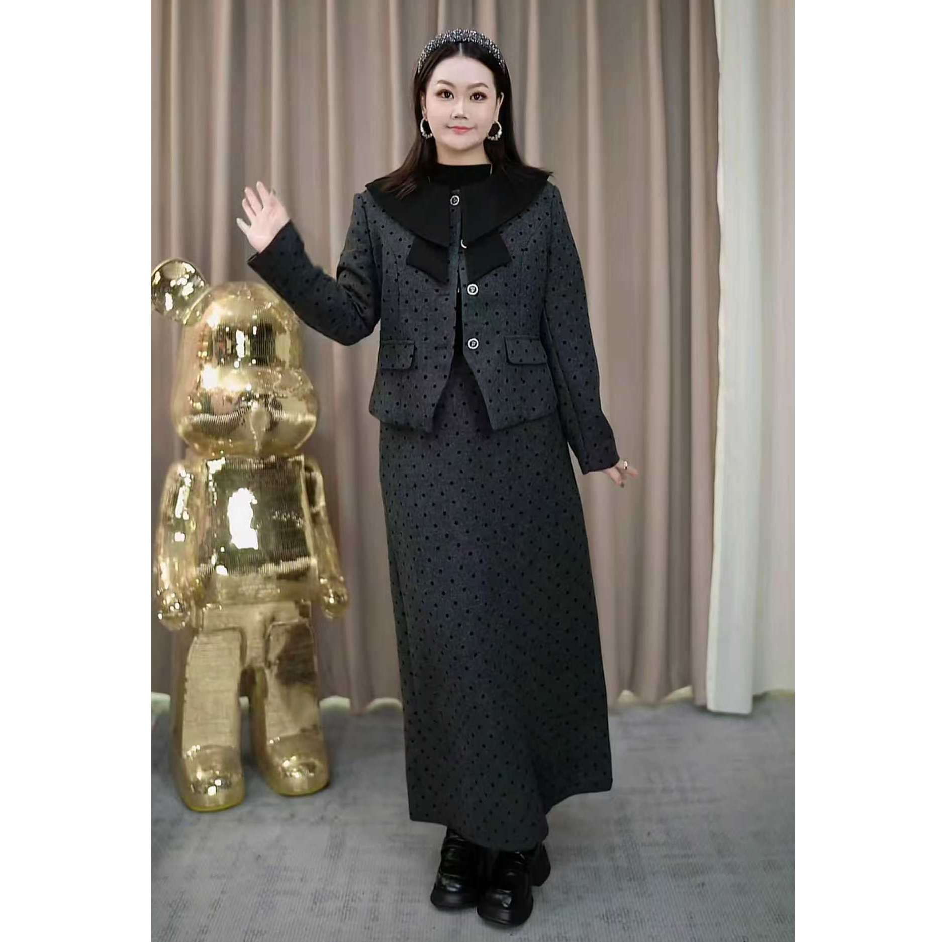 【洋洋】静奢风休闲风时尚套装秋季西装小香风显瘦黑色轻奢