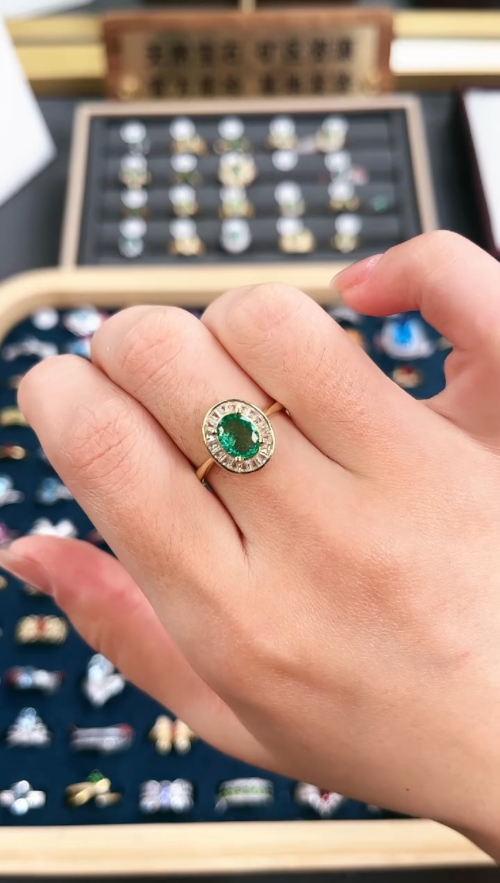 【闪购商品】祖母绿戒指银S925镶嵌A081