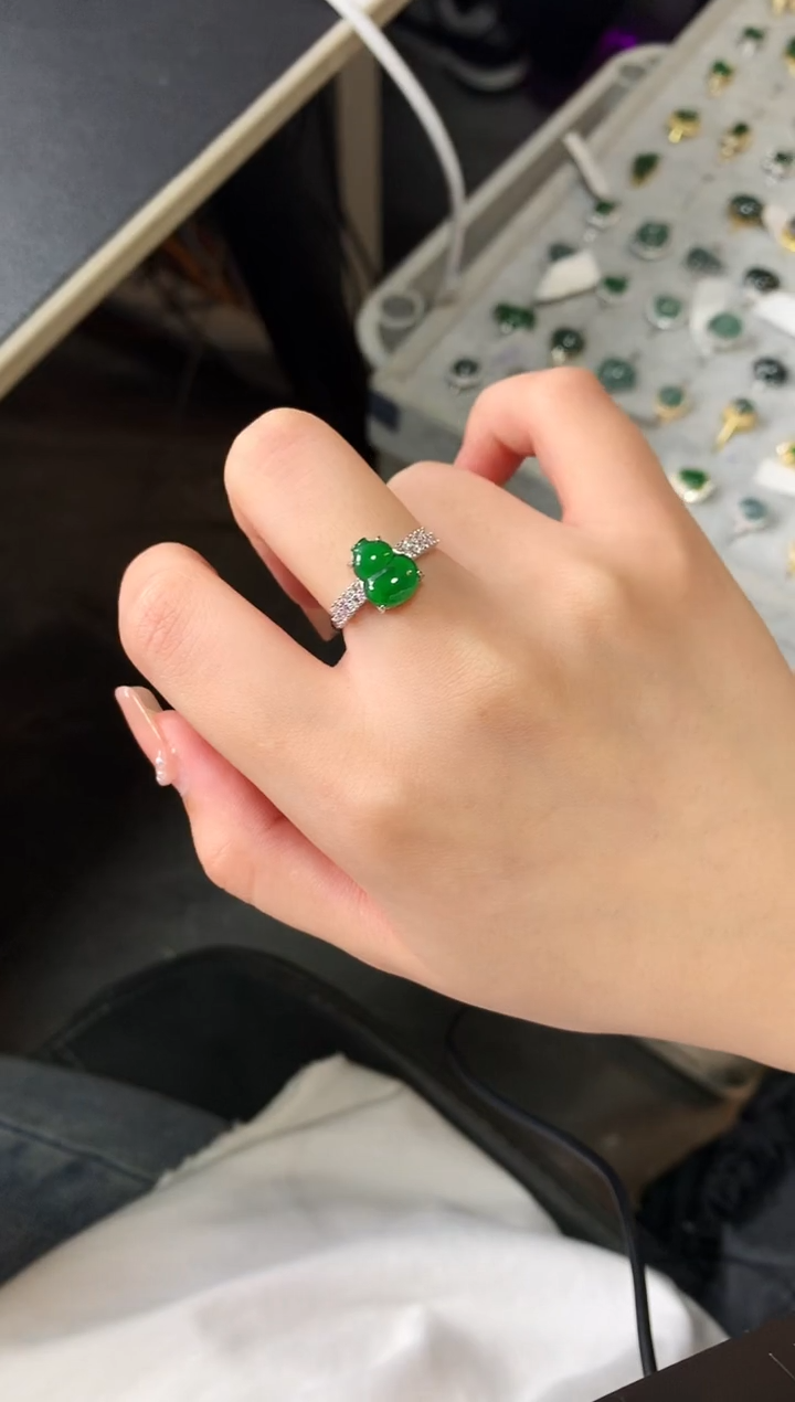 【闪购商品】翡翠戒指银S925镶嵌52141
