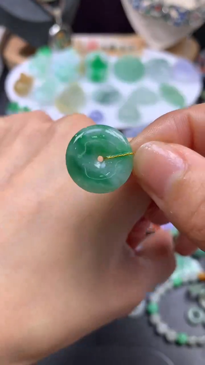 【闪购商品】定制翡翠未镶嵌翡翠