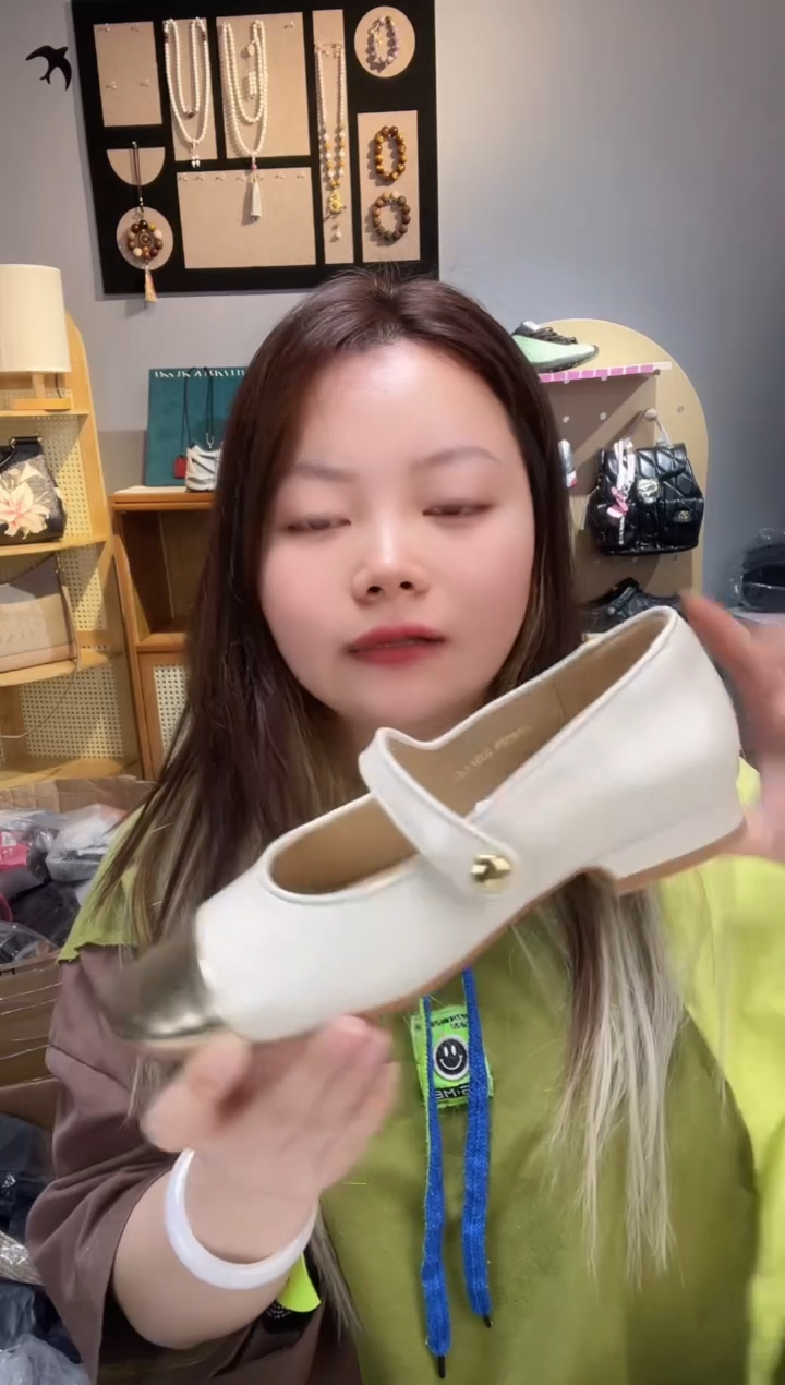 一字式扣带704  37码