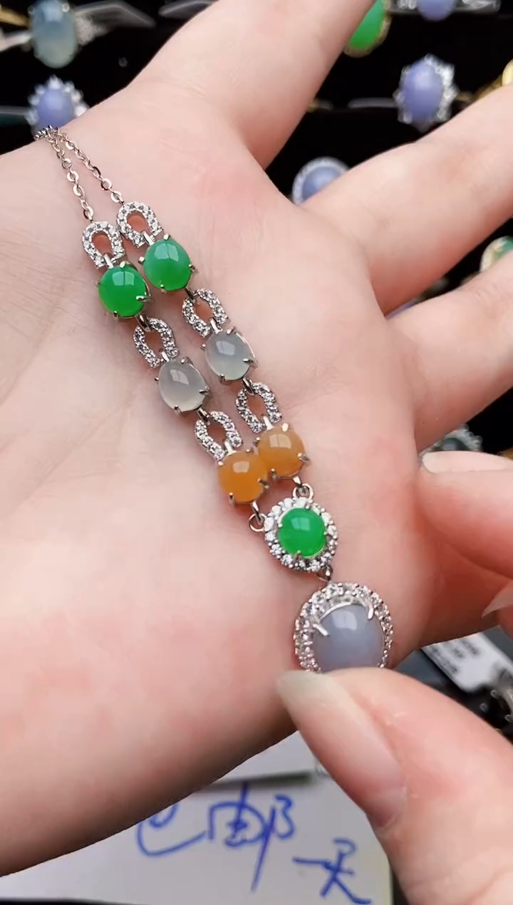 颈饰银S925镶嵌翡翠1750