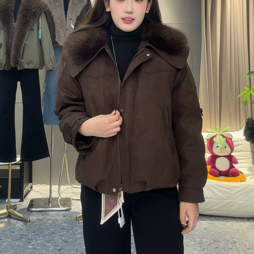 大毛领冬季时尚保暖