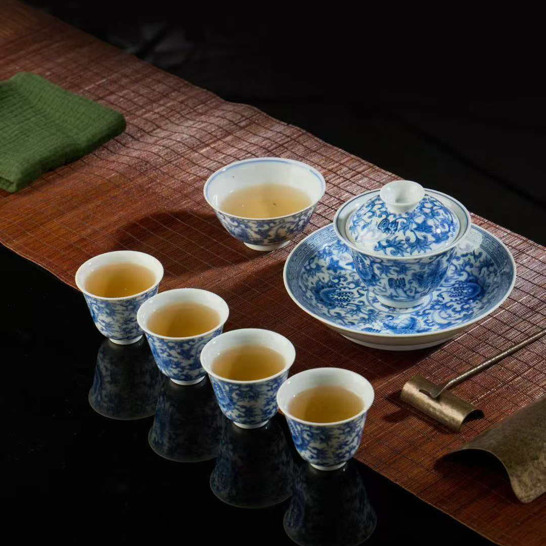 景德镇釉下青花花卉花纹满工壶承盖碗主人杯客杯7件套