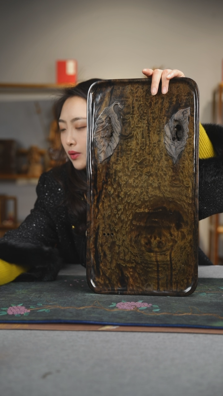 【闪购商品】楠木（金丝楠）其他古沉金丝楠乌木龙胆花纹茶盘