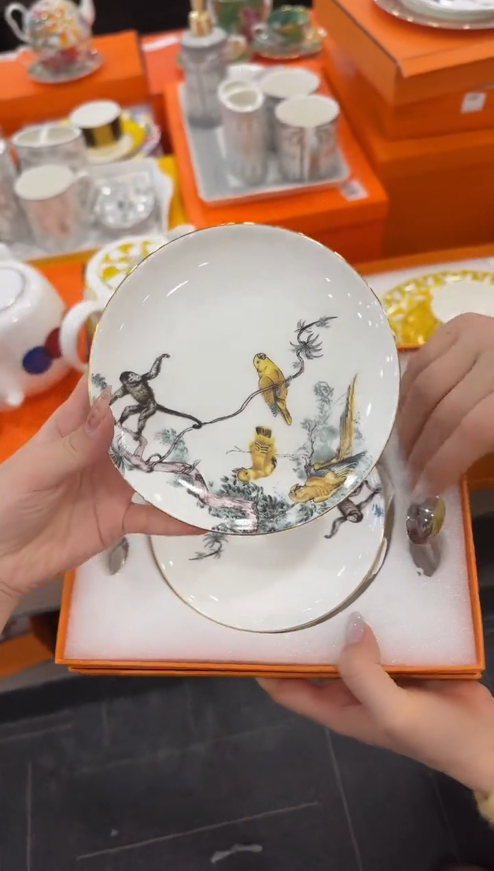 瓷片----000-----