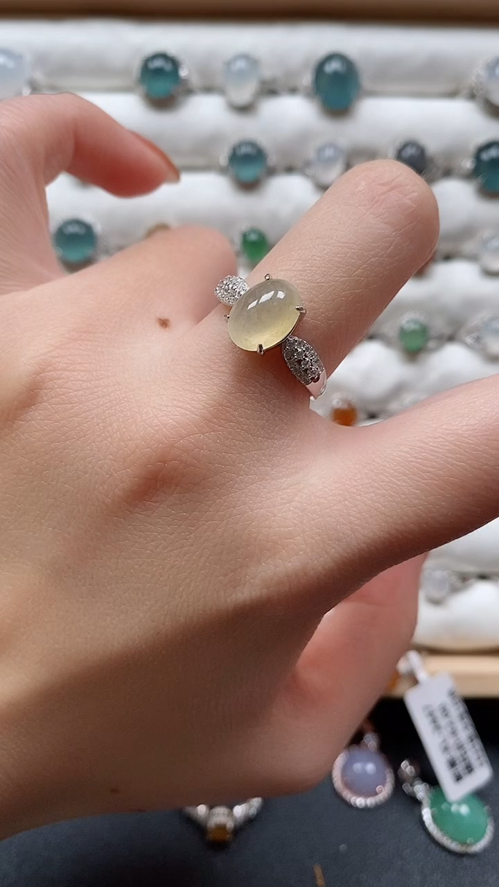 【闪购商品】翡翠戒指银S925镶嵌一物一证一礼盒