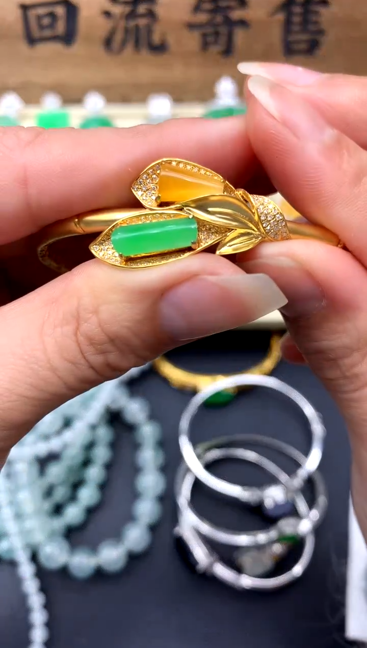 【闪购商品】翡翠手镯18K金镶嵌377-中国好珍宝