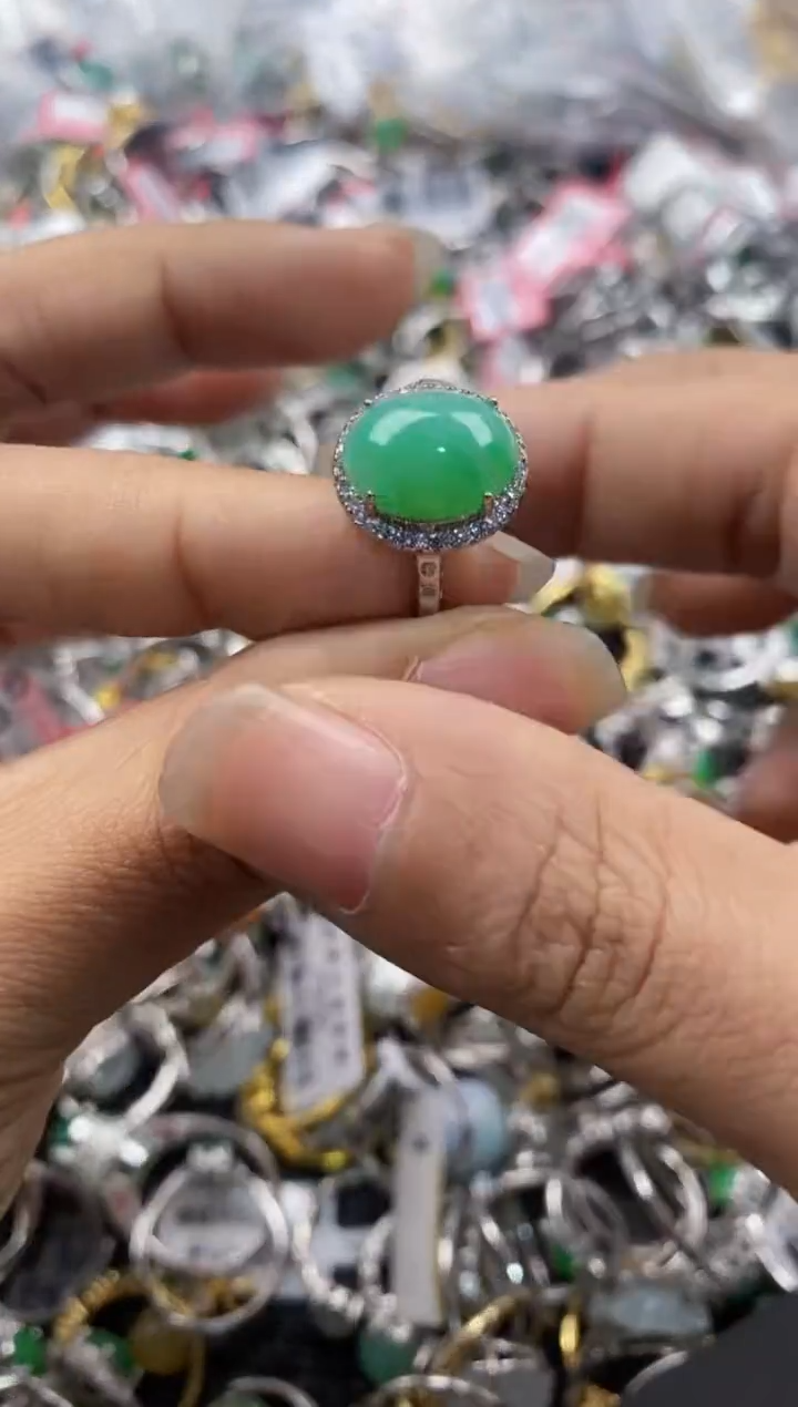 银S925镶嵌戒指翡翠10                 8
