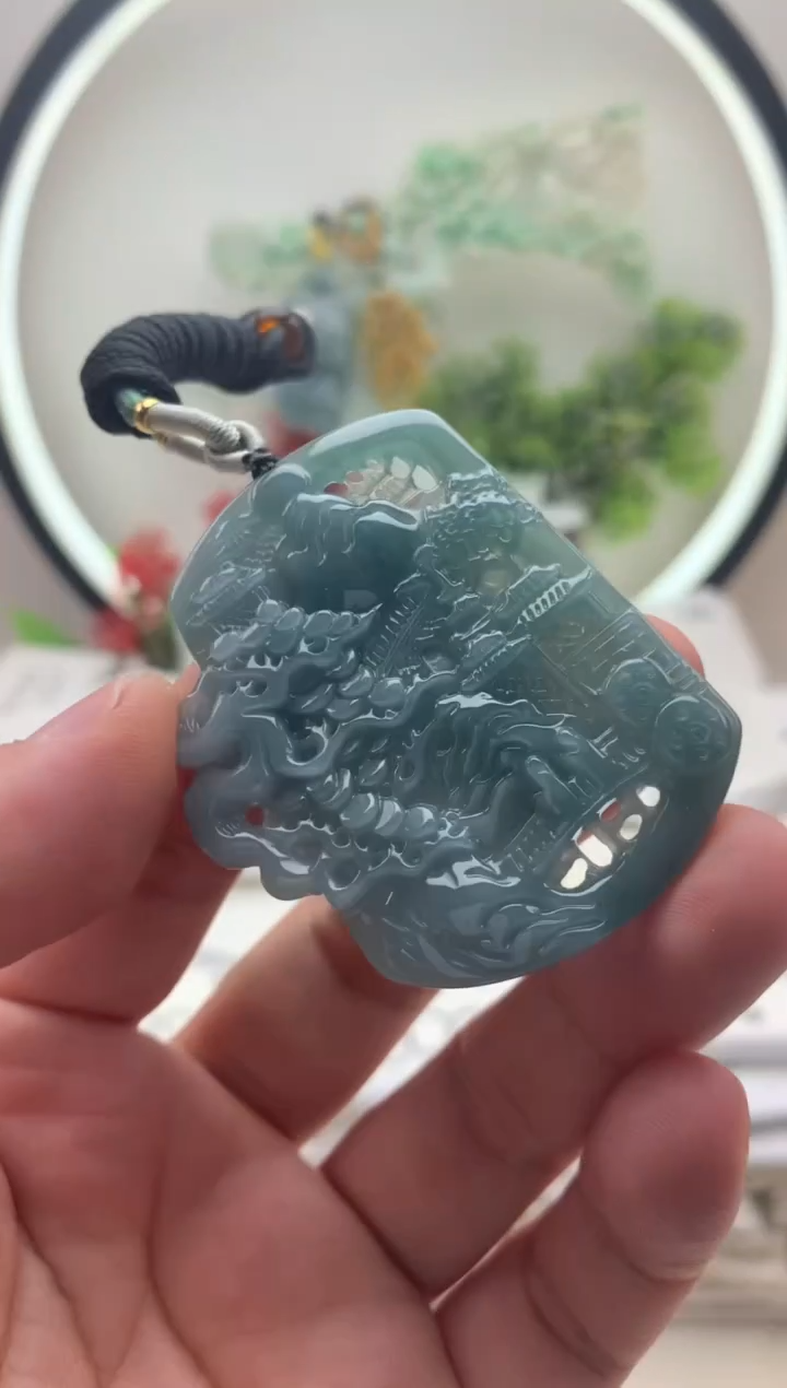 颈饰未镶嵌翡翠山水牌
