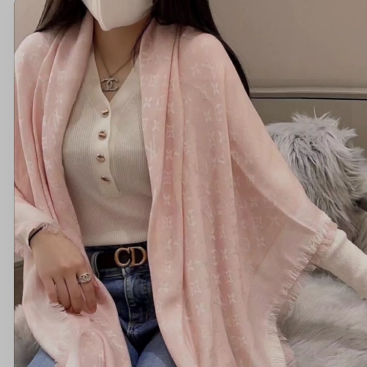 高奢大牌四叶草老花网红时尚百搭款披肩山羊绒空调巾防晒巾~