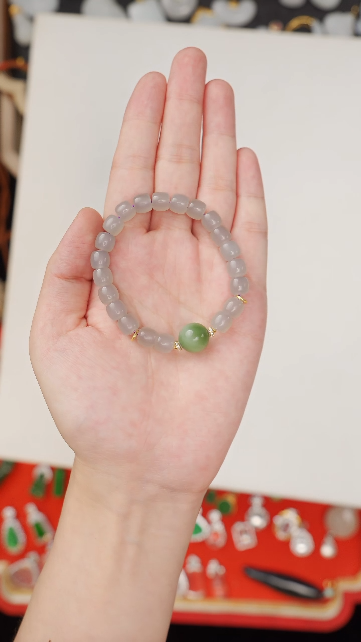 手串18K金镶嵌和田玉手串