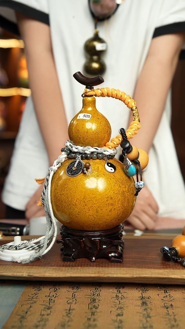 505号+700ml左右非遗大漆酒葫芦