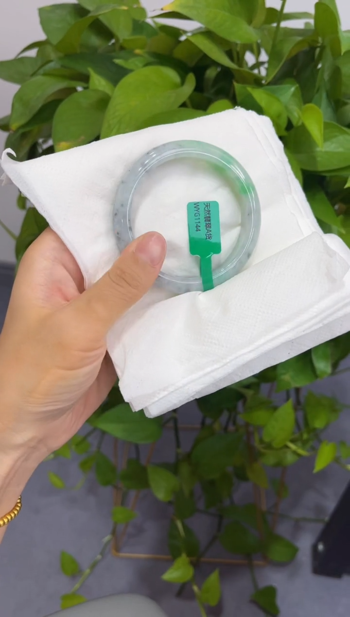 翡翠手镯未镶嵌00006930