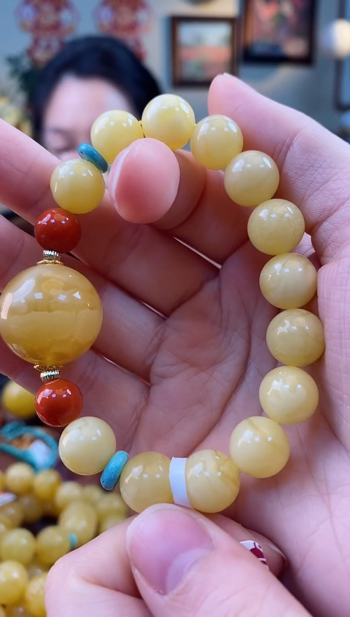 【闪购商品】琥珀手串未镶嵌手串单圈