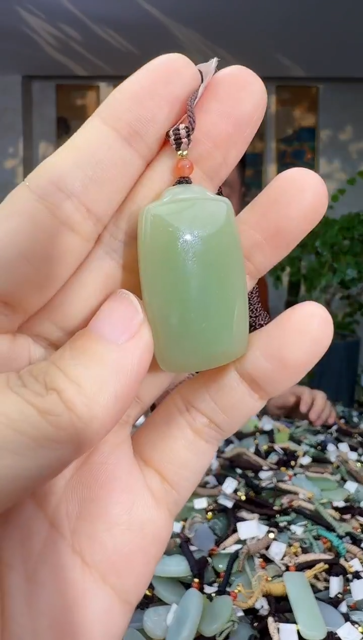 未镶嵌和田玉挂件拍一发一