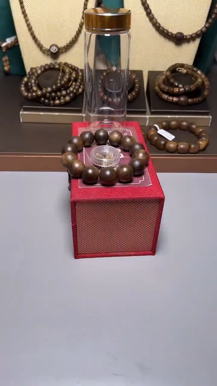 沉香芽庄黑奇1.6圆珠