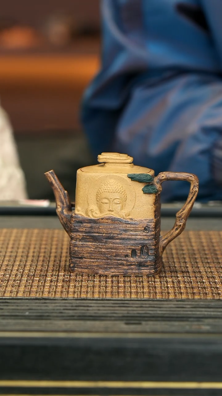 【闪购商品】紫砂茶壶WXT25石窟禅松 黄金段