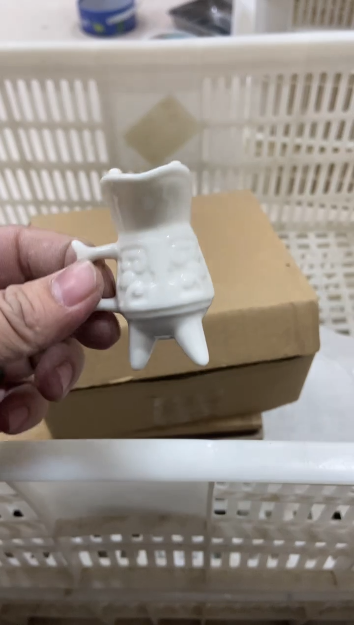 杯子瓷无运费险有瑕疵的摄影的产品有使用过的痕迹有点脏介意勿拍