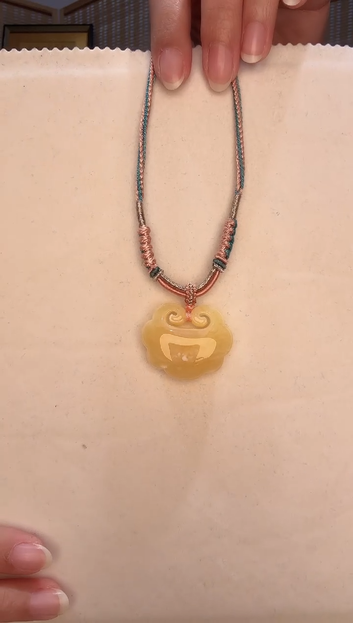 【闪购商品】蜜蜡颈饰未镶嵌【富达嘉恒】蜜蜡如意锁