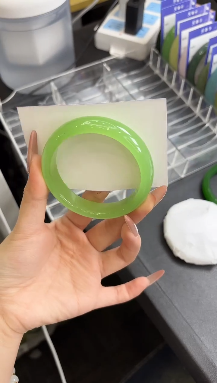 未镶嵌手镯石英质玉90-58.2