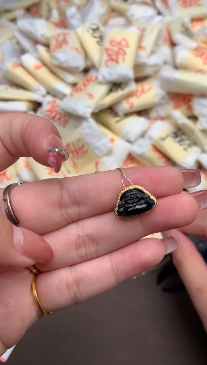 翡翠挂件18K金镶嵌—