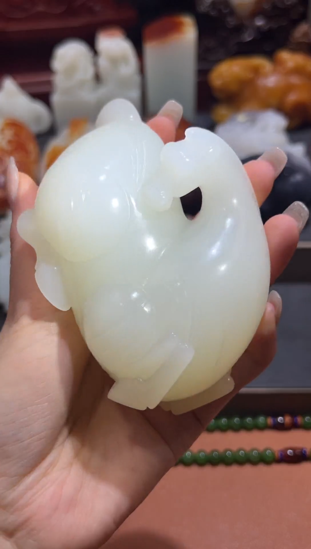 未镶嵌和田玉把件人**姐和田玉