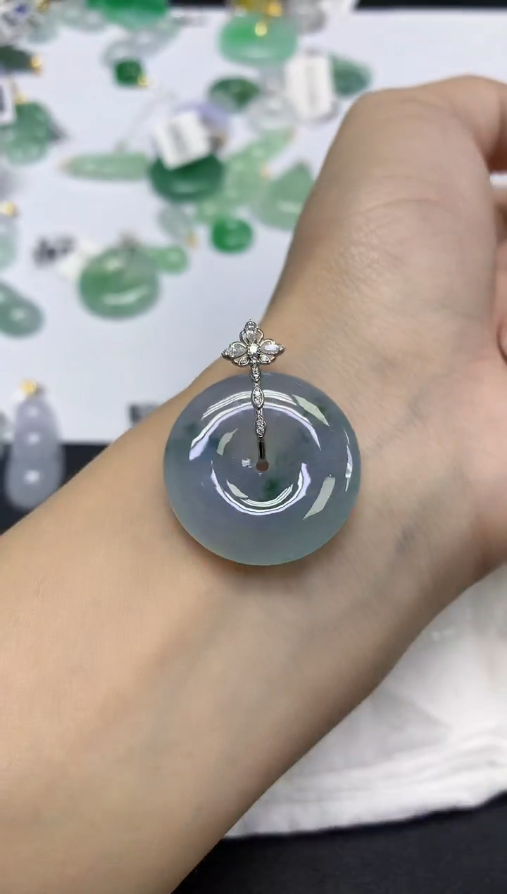 颈饰18K金镶嵌翡翠天然缅甸翡翠A货百元以上9元证书费自理