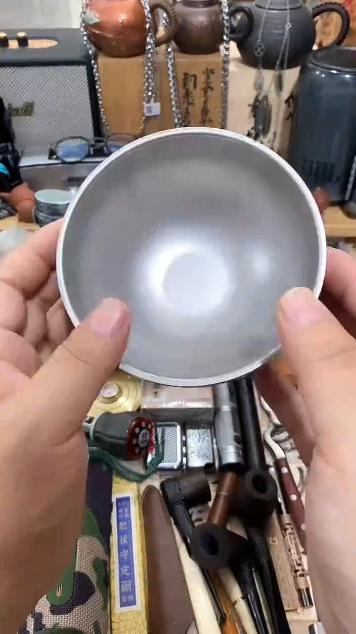 瓷片闪购商品  如图所示