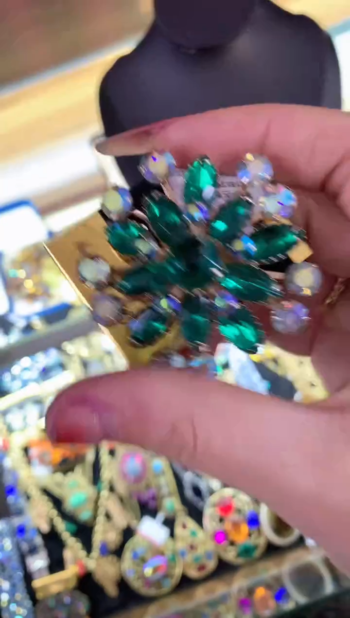 【闪购商品】瓷片楚楚中古珠宝甄选不退换