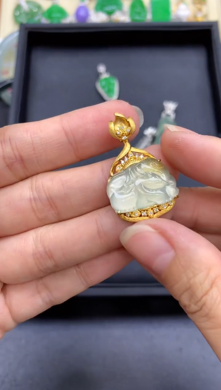 颈饰18K金镶嵌翡翠417中国好珍宝