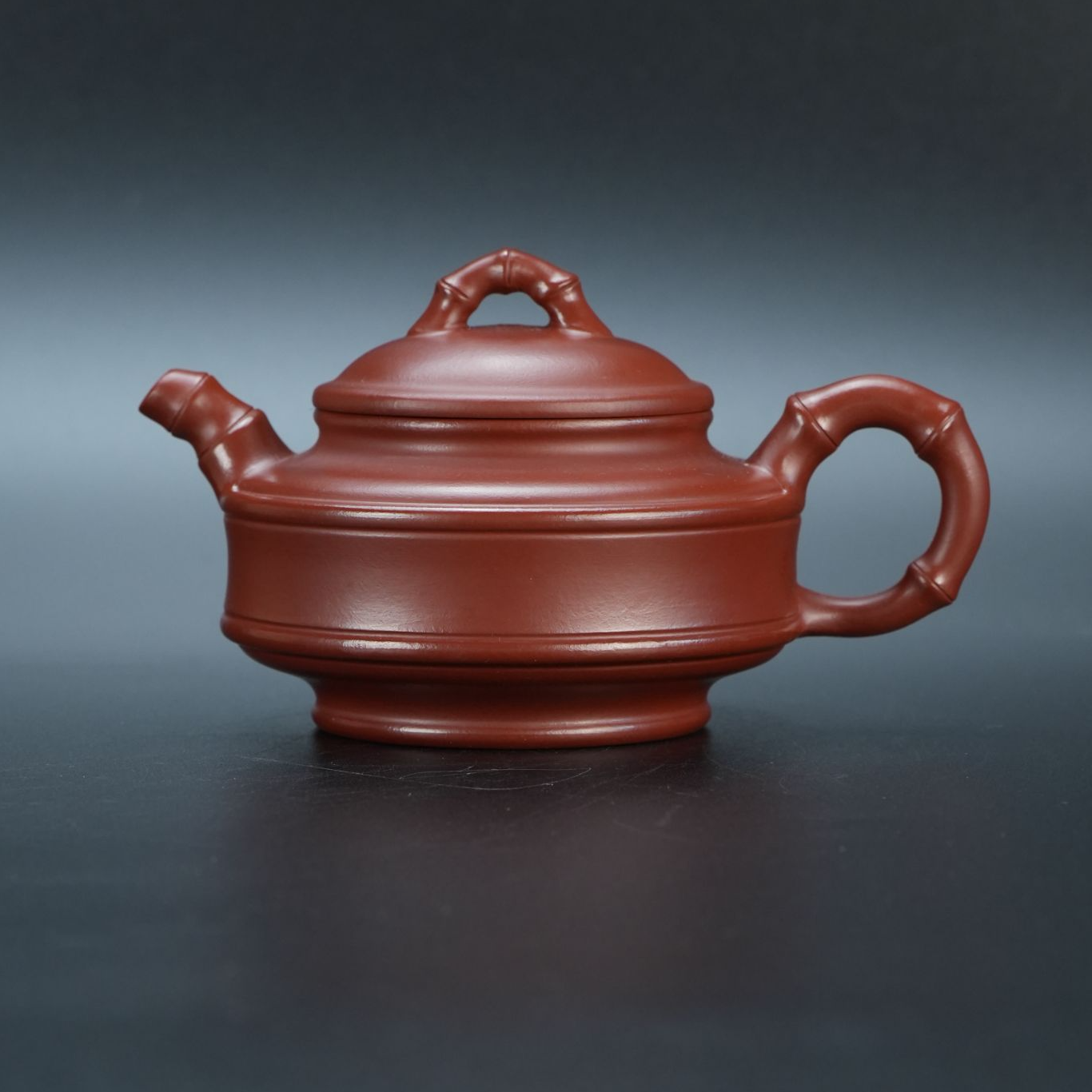 lot20947 222 朱志远 紫砂原矿泥竹鼓壶 180cc