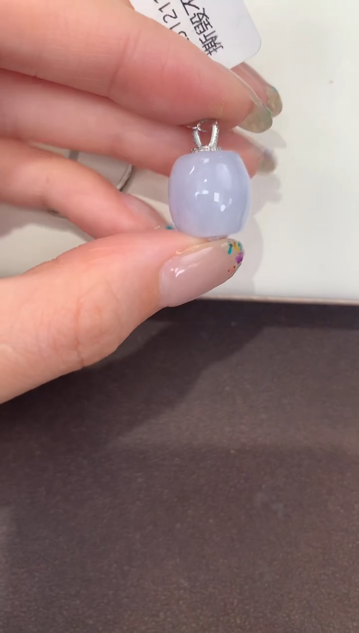 颈饰18K金镶嵌翡翠天然缅甸a货翡翠