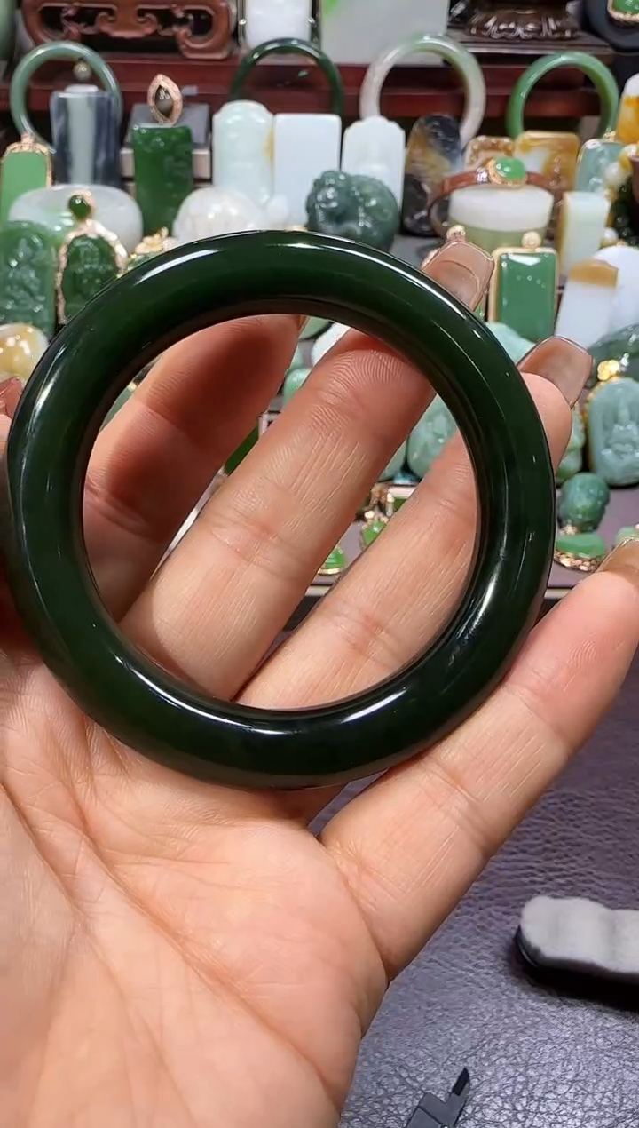 未镶嵌和田玉挂件马*哥【宏0101】70