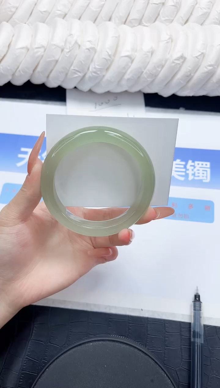 未镶嵌手镯石英质玉68-60