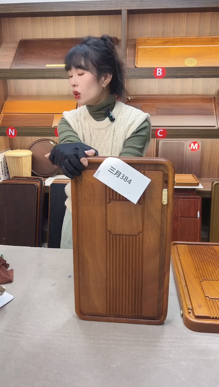 384# 微瑕花梨木纳福款-50*28*3.5cm