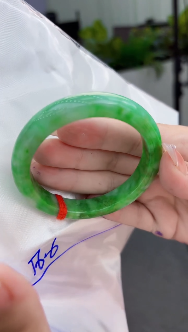 【闪购商品】翡翠手镯未镶嵌翡翠手镯