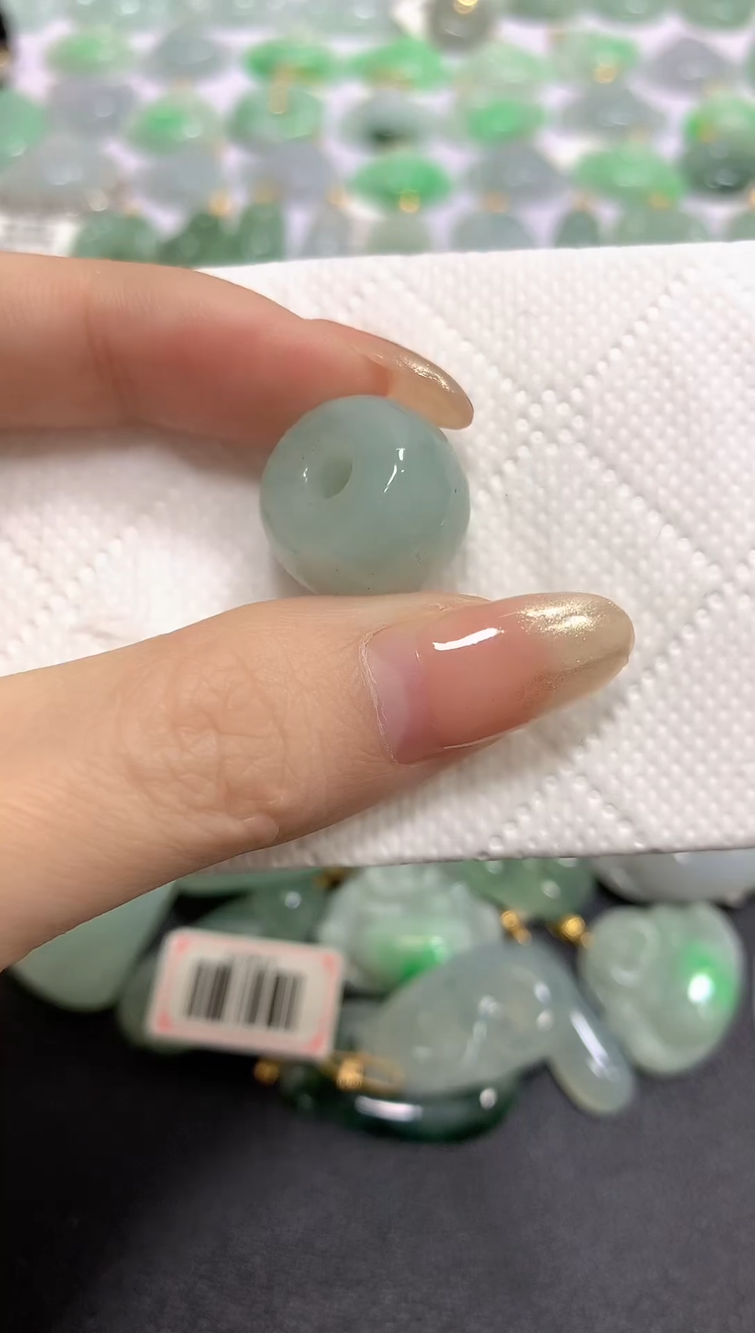 颈饰未镶嵌翡翠A货