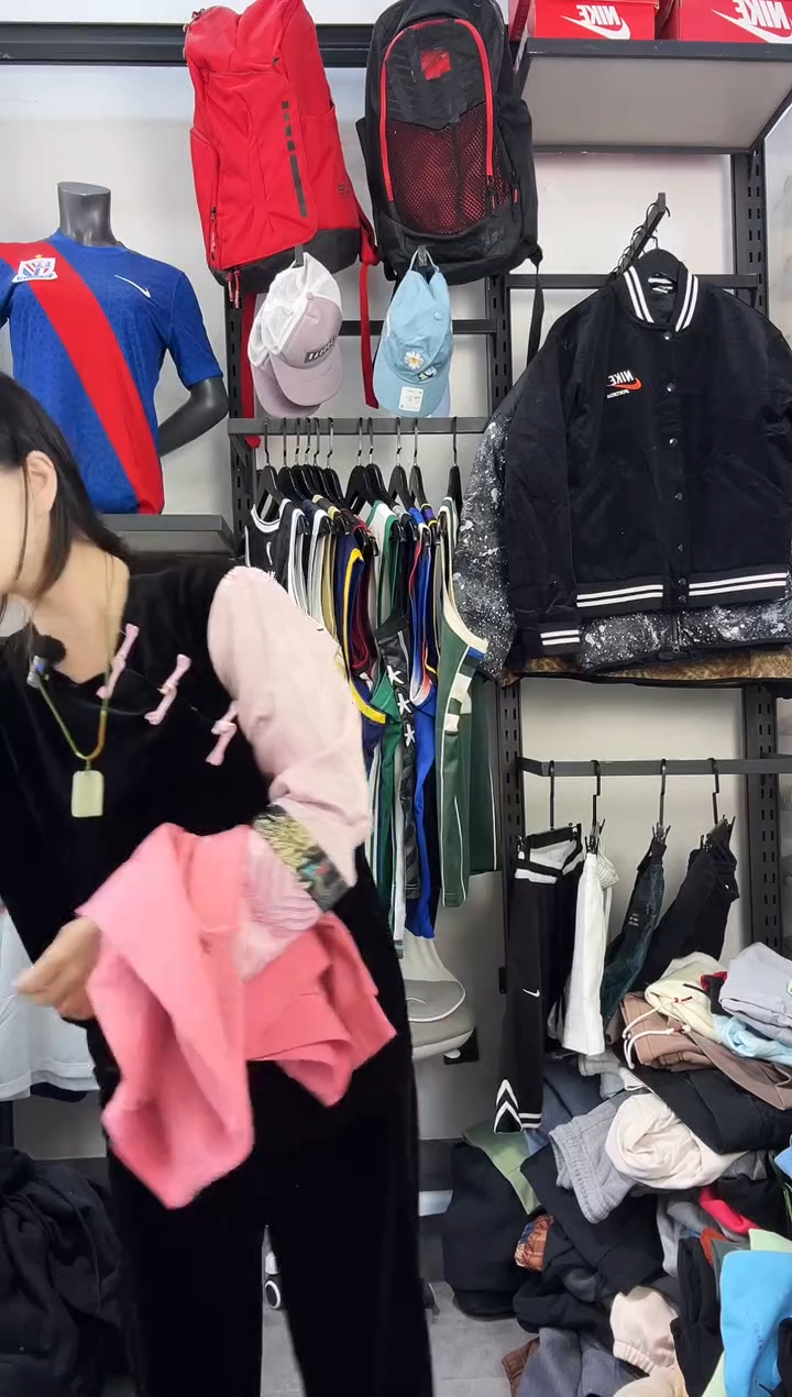 280闪购编码  阿迪运动卫衣裤以直播间过款为准 尺码