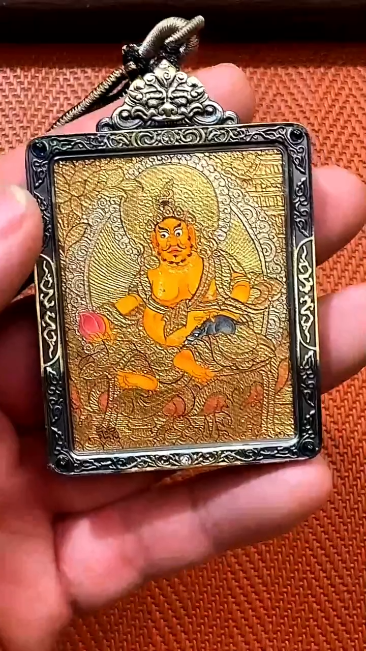 吊坠嘴哥严选——1225索南黄财神唐卡