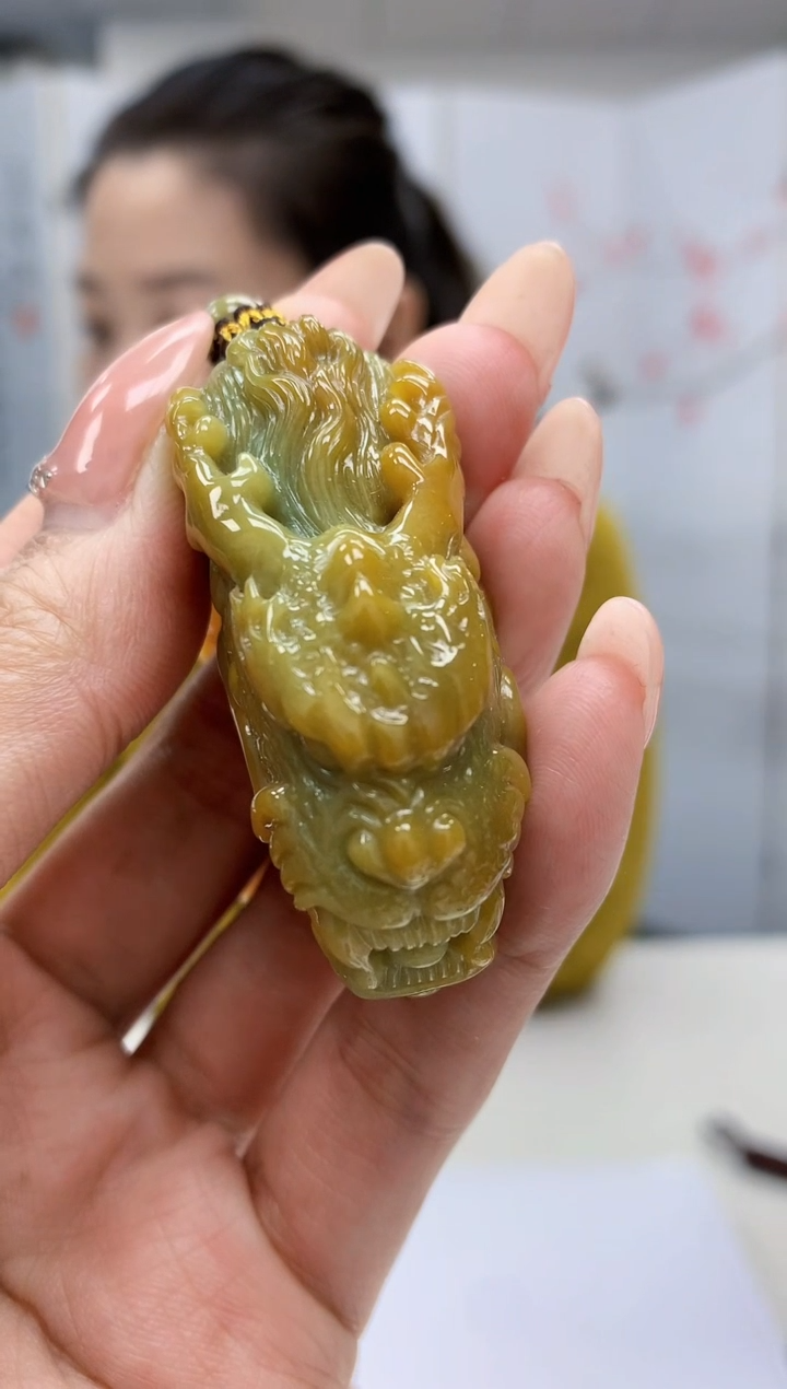 【闪购商品】定制翡翠未镶嵌4902MM-毛货挂件赠珠链56