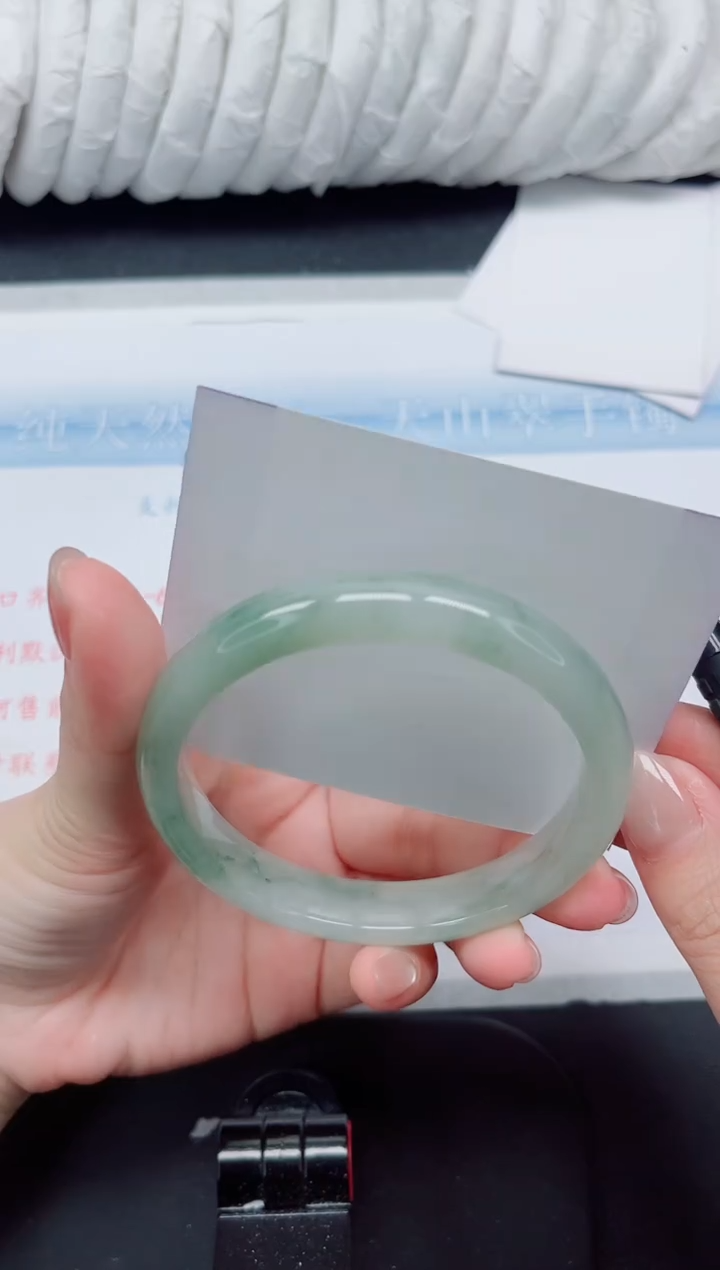 【闪购商品】石英质玉手镯未镶嵌205#62.2