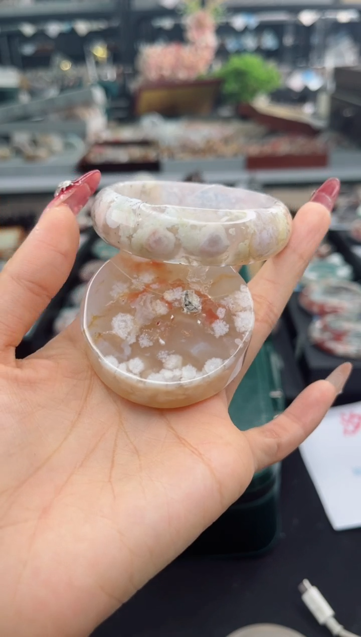 【闪购商品】石英质玉手镯未镶嵌54圈口（赠品镯心）678006