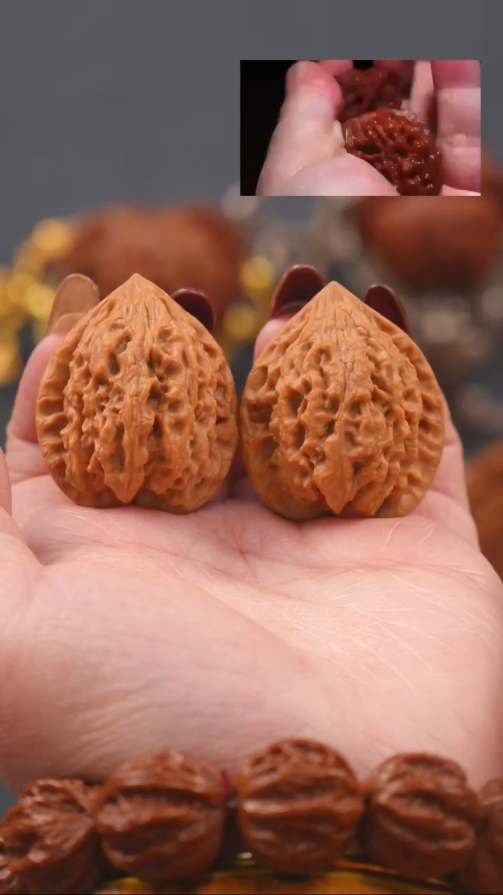 【闪购商品】文玩核桃把件34十三陵鸡心