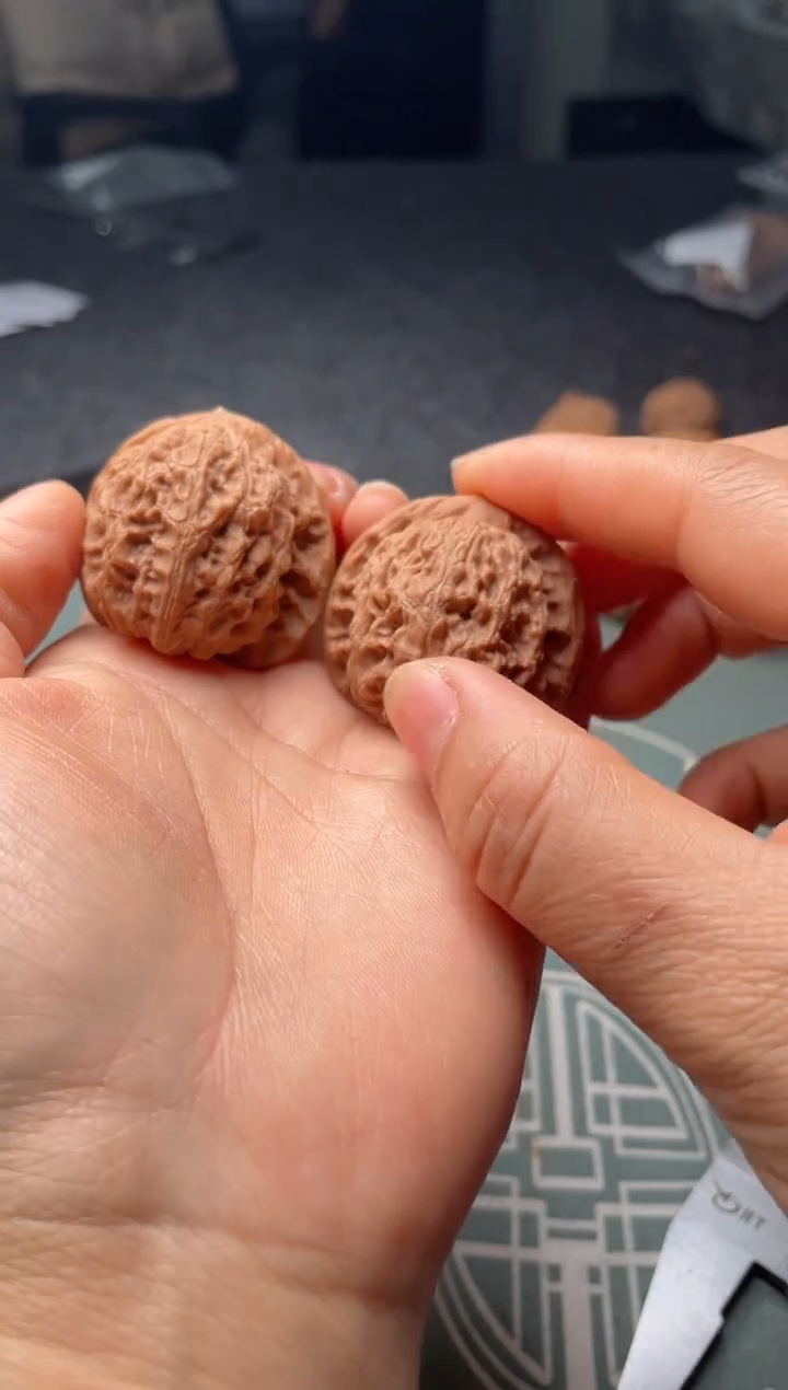 把件文玩核桃w333 观音肚 38尺